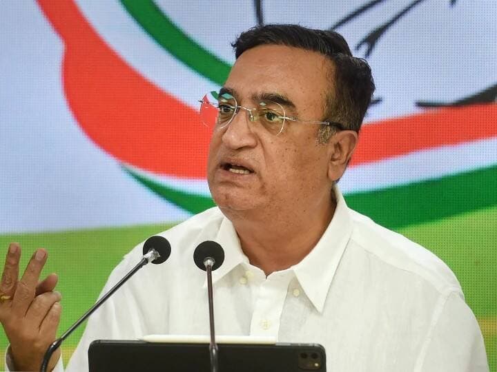 دہلی میں فضائی آلودگی کی صورتحال کو ظاہر کرتا ہوا ایک گراف یا تصویر، جس میں پی ایم-10 کی سطح بلند دکھائی گئی ہے۔