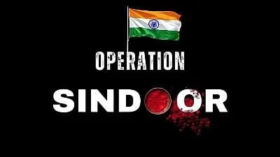 سیاہ پس منظر پر بھارتی جھنڈا اور آپریشن سندور لکھا ہے۔